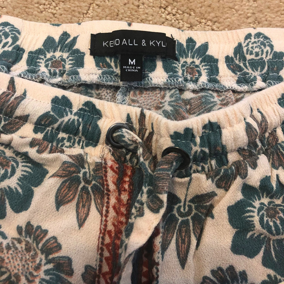 Boho Patterned Shorts - Picture 2 of 2